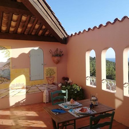 Ferienwohnung Hameau Des Amandiers - Vue Mer, Golf Et Vignes Saint-Cyr-sur-Mer Exterior foto