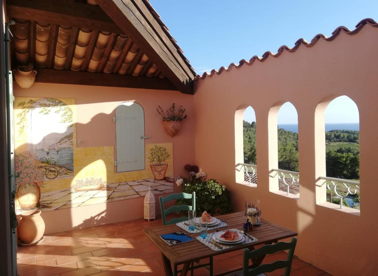 Ferienwohnung Hameau Des Amandiers - Vue Mer, Golf Et Vignes Saint-Cyr-sur-Mer Exterior foto