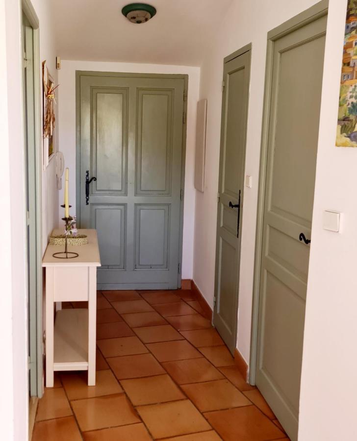 Ferienwohnung Hameau Des Amandiers - Vue Mer, Golf Et Vignes Saint-Cyr-sur-Mer Exterior foto